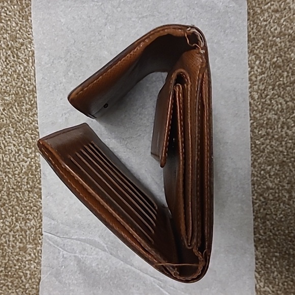 Authentic Louis Vuitton Monogram Envelope Wallet - Picture 10 of 16